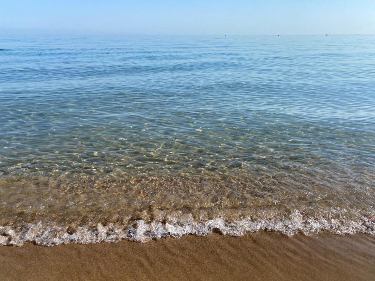 Primera línea de playa Denia Exterior foto