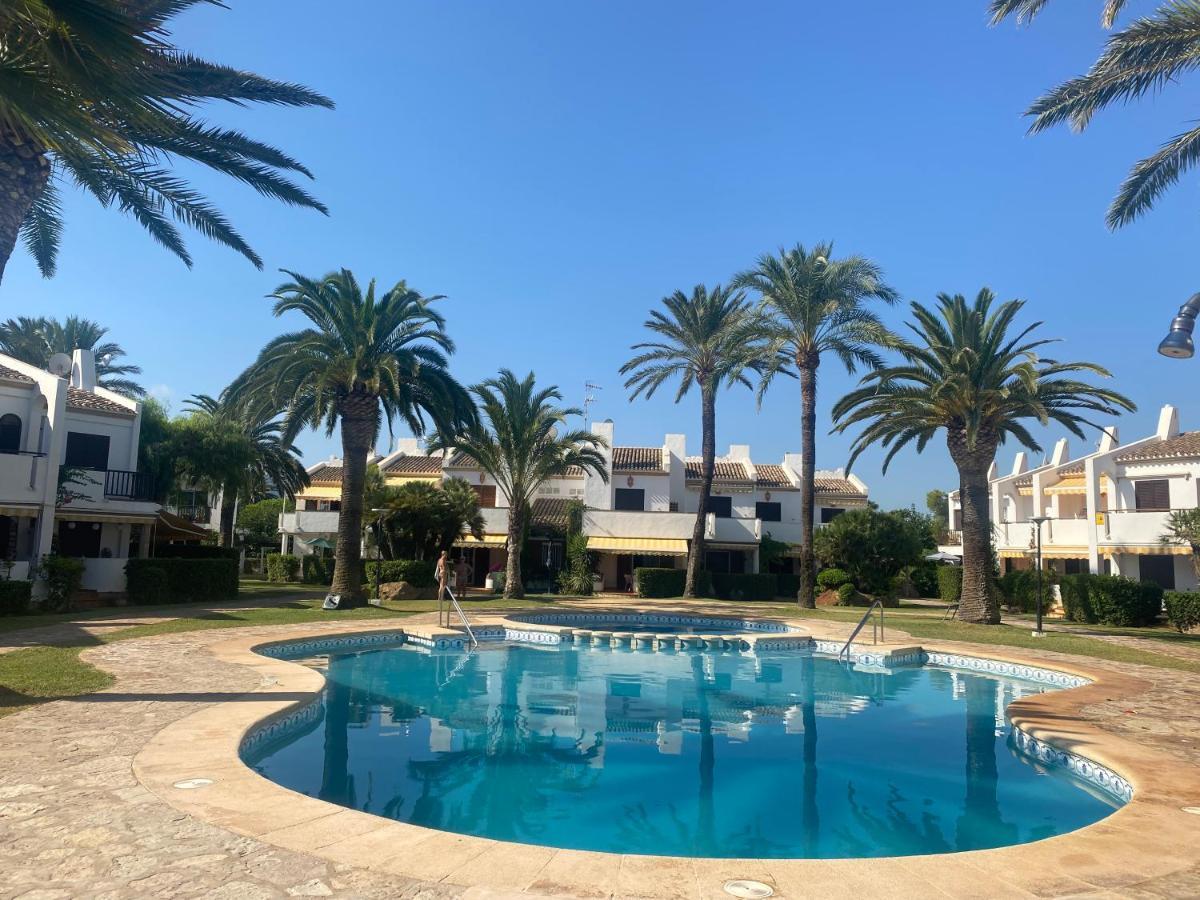 Primera línea de playa Denia Exterior foto